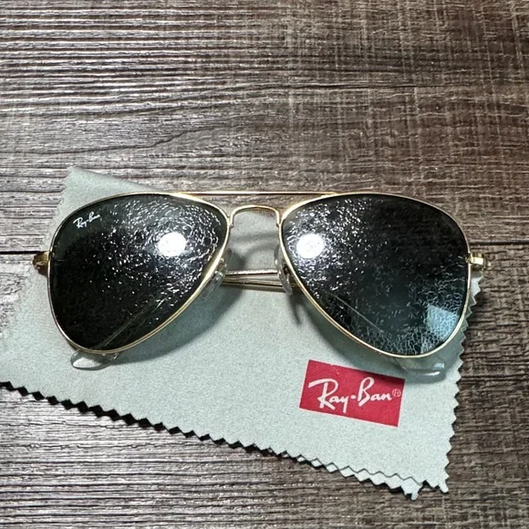 Ray-Ban Jr Gold and Black Aviator Sunglasses with Brown Case - Picture 13 of 13